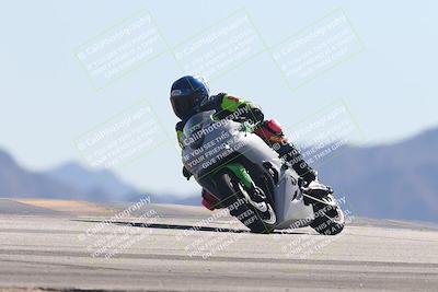 media/Oct-30-2025-Racers Edge (Thu) [[dabbdaf680]]/3-B Group/Session 4 Turn 9/